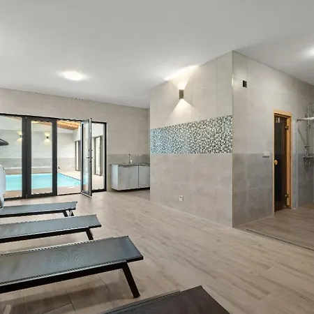 別荘 U Rasovskych *